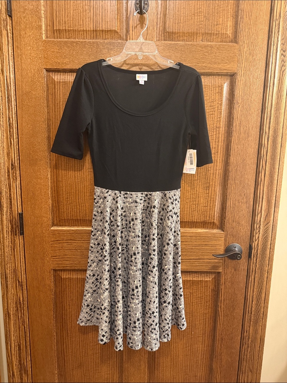 LuLaRoe Black and Tan Stretch  Patterned Skater Dress Medium NWT